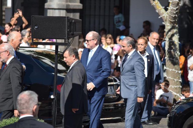 Príncipe Alberto II do Mónaco vai apoiar esforços dos Açores na proteção do oceano